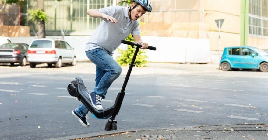 Comment Conduire une Trottinette Électrique