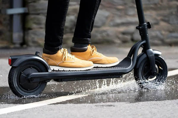 Trottinette Électrique Étanche