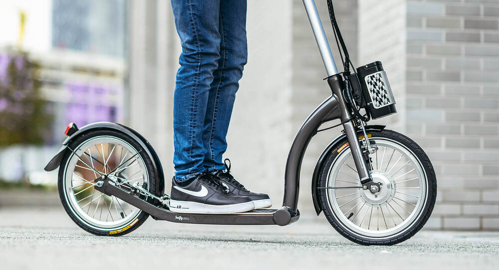 Trottinette Électrique Tout-Terrain à Grandes Roues